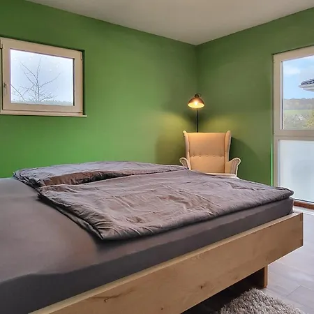 3 Bedroom Cozy In Nyaraló *