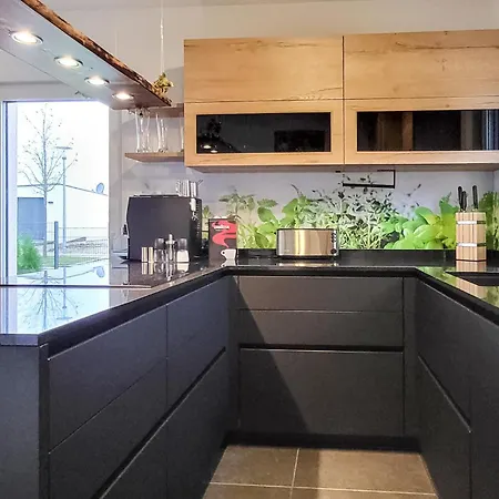 3 Bedroom Cozy In Nyaraló